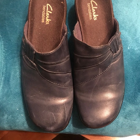Clarks clogs size 7 M - Picture 3 of 3